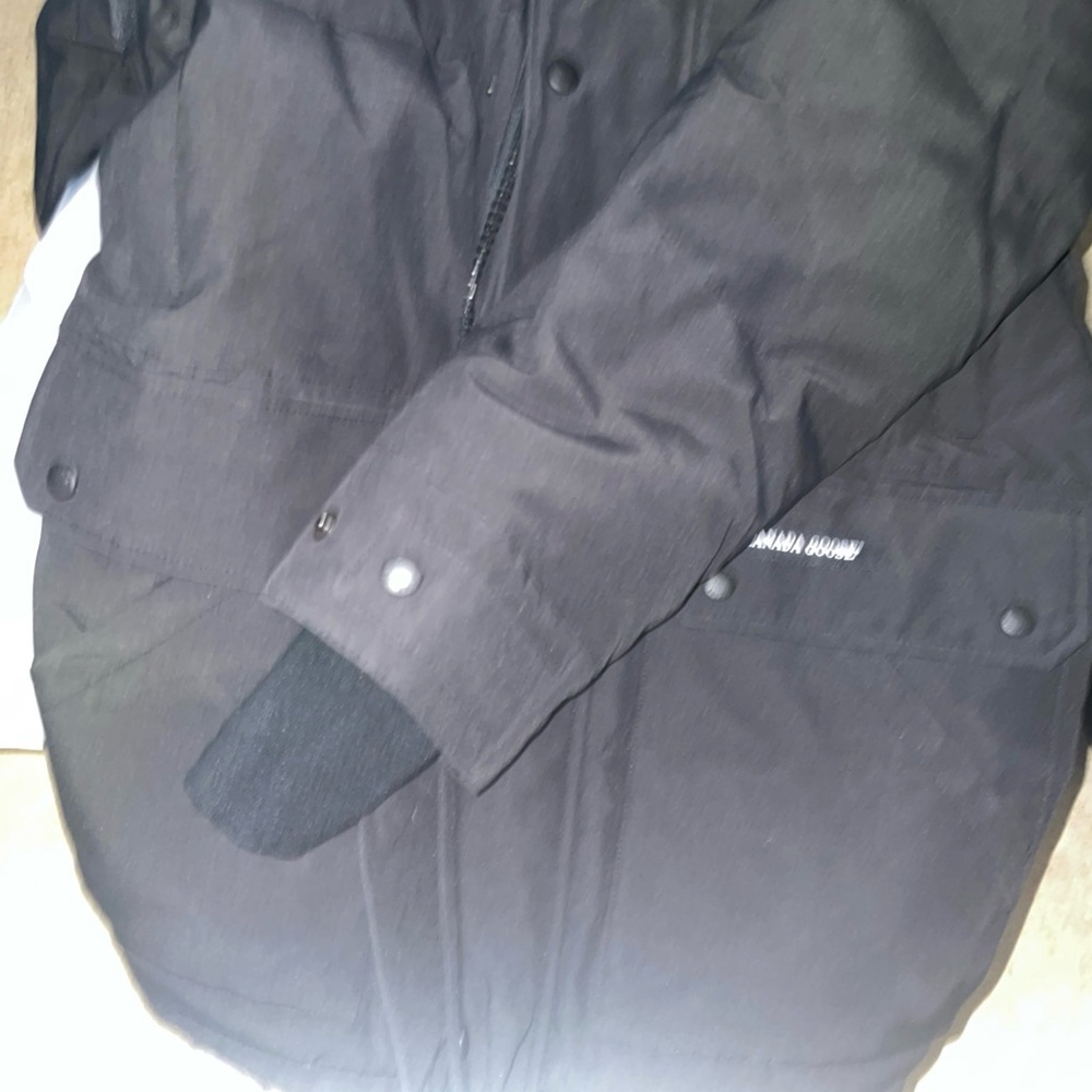 Canada Goose Black Puffer Jacket with Weather-Resistant Fabric